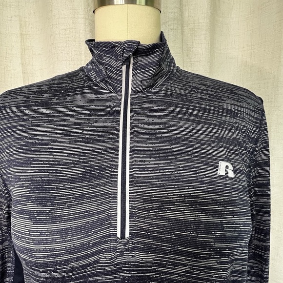 Russell Training Fit Blue Top Size Small Dri-Power Long Sleeve 1/4 Zip - Picture 4 of 15